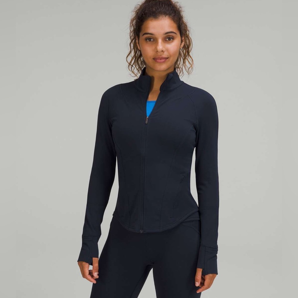 Lululemon zip up Jacket 16 True Navy EUC